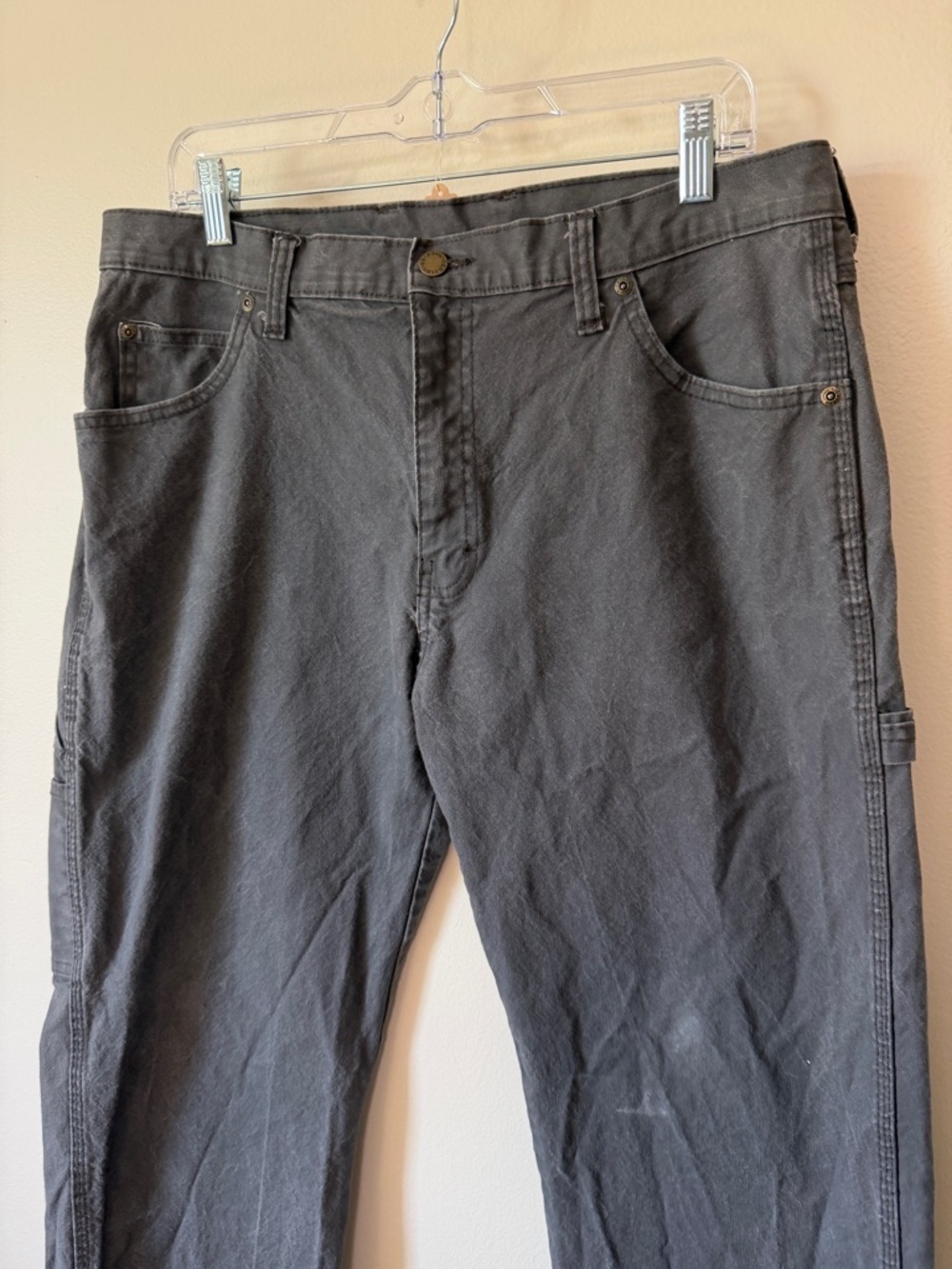 Dickies classic straight carpenter pant with back pockets and loop size 34x34 - Picture 3 of 5